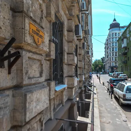 Apartament уютная недалеко от дерибасовской Fainorent *